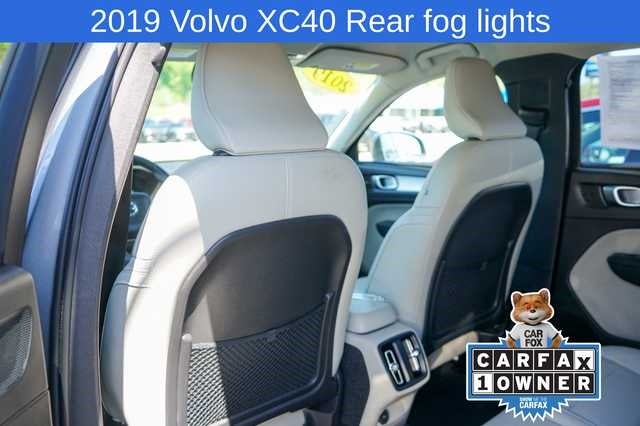 2019 Volvo XC40 Momentum